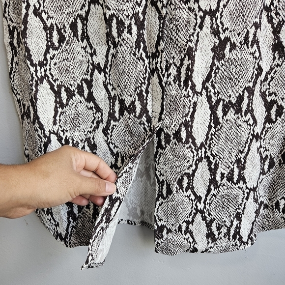 A.L.C Snake Print Halter Sleevless Top NWT Size 6 - Picture 7 of 7